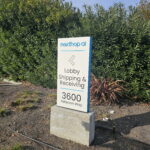 nexthop ai directional post sign for lobby and shipping in San Jose, CA